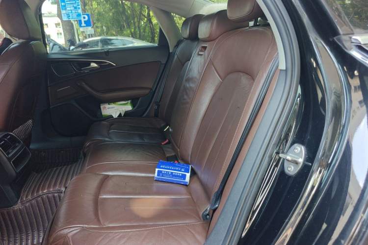 Used Audi A6L 2018 30th Anniversary Edition 35 TFSI Fashion Model Left Rear Seat