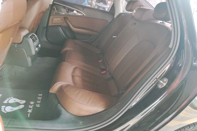 Used Audi A6L 2018 30th Anniversary Edition 35 TFSI Fashion Model Left Rear Seat