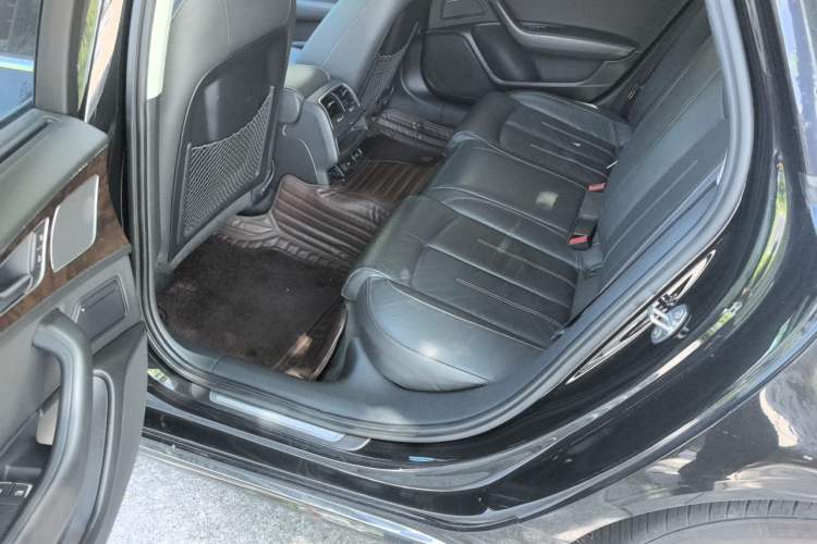 Used Audi A6L 2018 30th Anniversary Edition TFSI Trendy Model Left Rear Seat