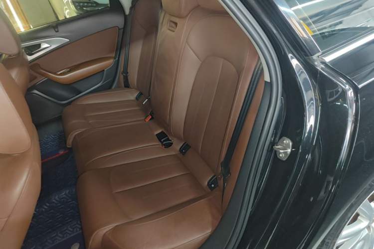 Used Audi A6L 2018 30th Anniversary Edition TFSI Trendy Model Left Rear Seat