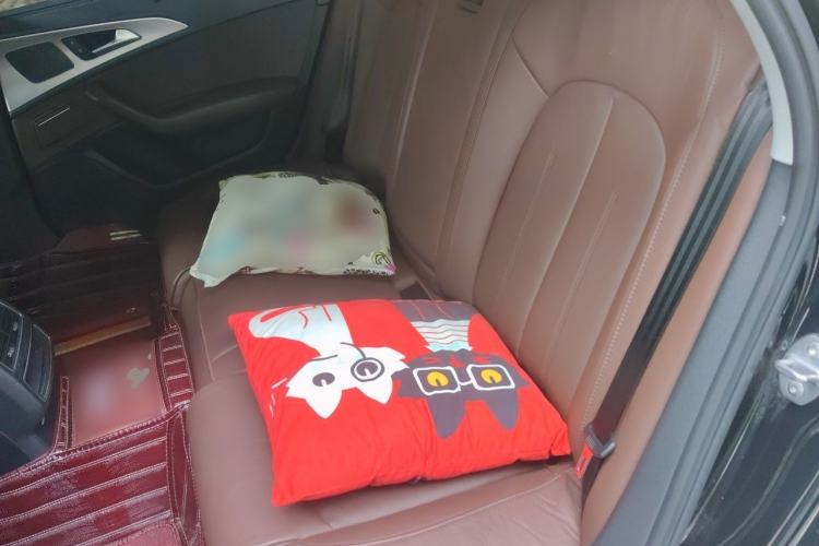 Used Audi A6L 2018 30th Anniversary Edition 35 TFSI Fashion Model Left Rear Seat