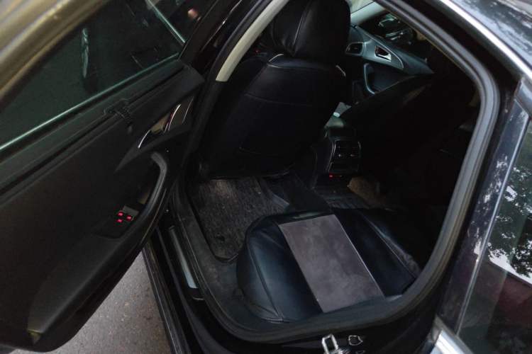 Used Audi A6L 2018 30th Anniversary Edition TFSI Trendy Model Left Rear Seat