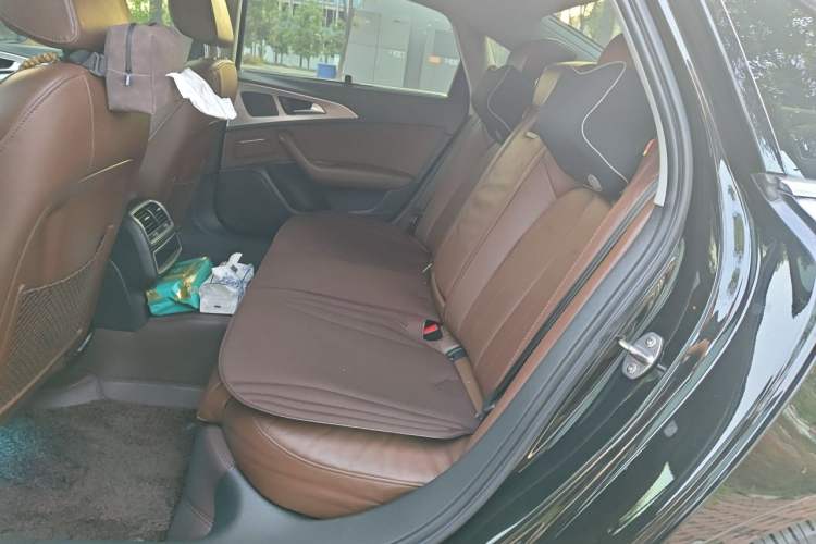 Used Audi A6L 2018 30th Anniversary Edition 35 TFSI Fashion Model Left Rear Seat