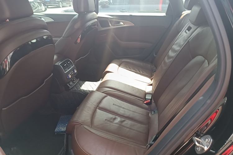 Used Audi A6L 2018 30th Anniversary Edition 45 TFSI quattro Sport model Left Rear Seat