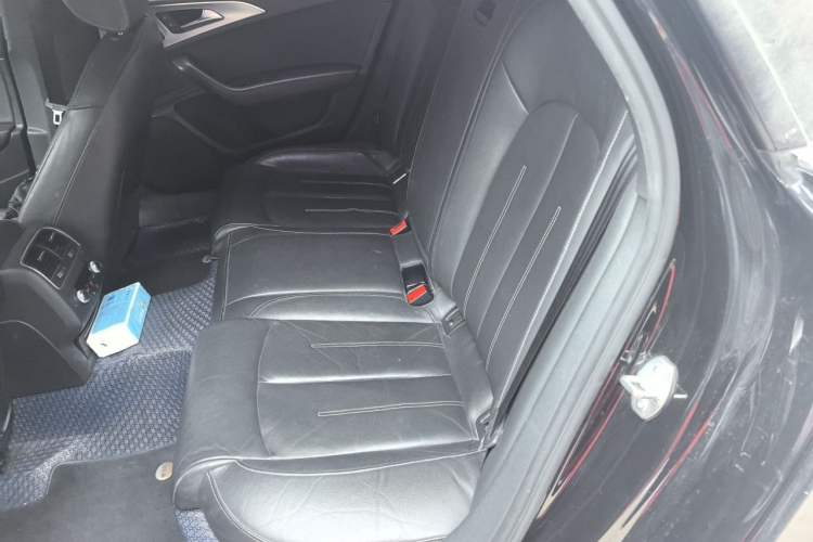 Used Audi A6L 2018 30th Anniversary Edition 45 TFSI quattro Sport model Left Rear Seat