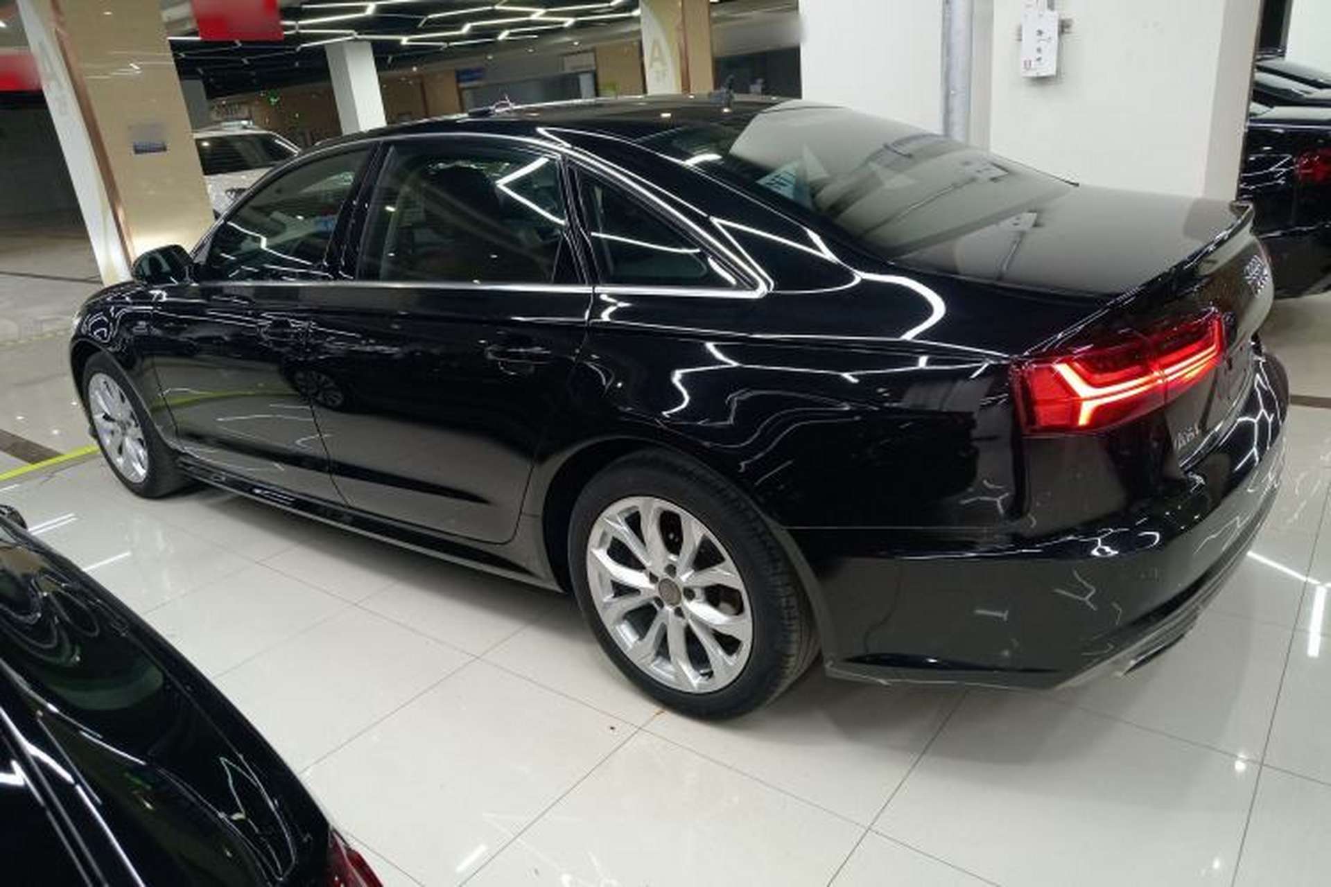 Used Audi A6L 2018 30th Anniversary Edition 35 TFSI Fashion Model Left Side