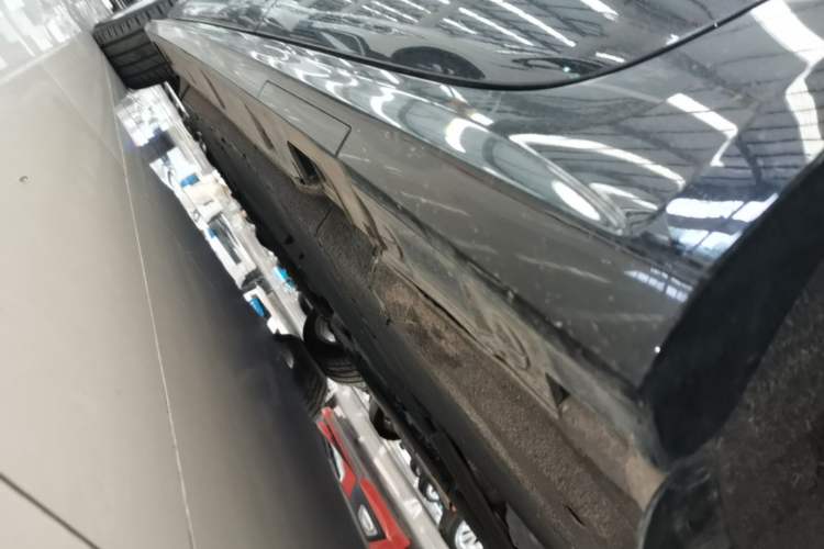 Used Audi A6L 2018 30th Anniversary Edition 30 FSI Style Model Left Side Sill