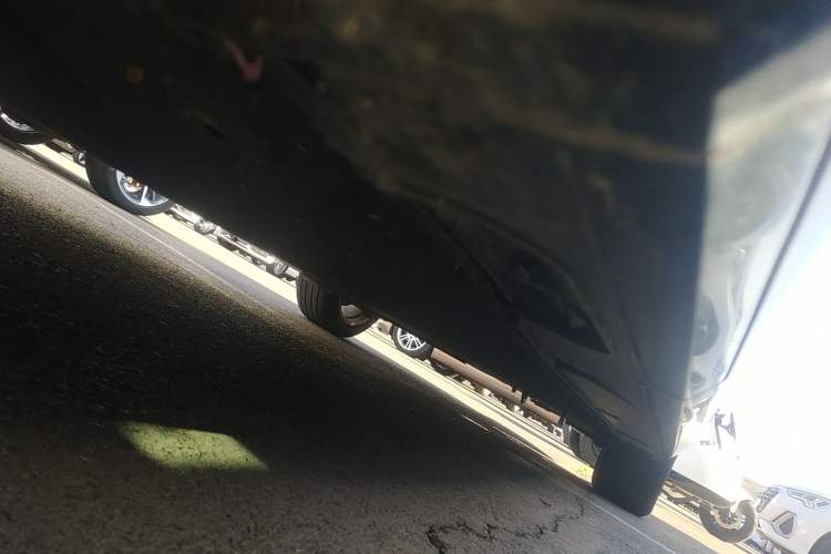 Used Audi A6L 2018 30th Anniversary Edition 35 TFSI Fashion Model Left Side Sill