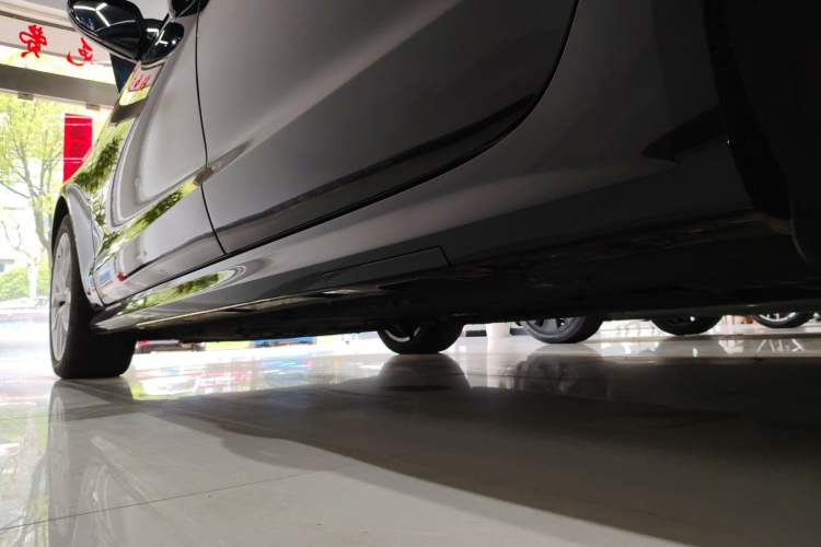 Used Audi A6L 2018 35 TFSI Collector's Edition Left Side Sill