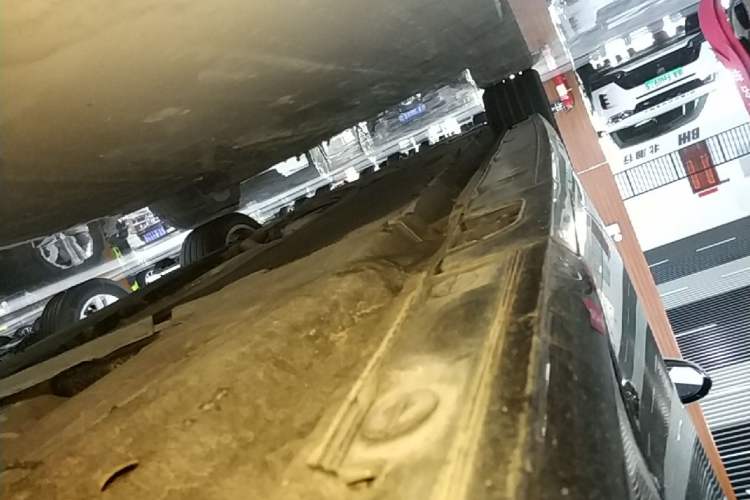 Used Audi A6L 2018 30th Anniversary Edition 35 TFSI Fashion Model Left Side Sill