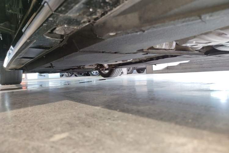Used Audi A6L 2018 30th Anniversary Edition 35 TFSI Fashion Model Left Side Sill