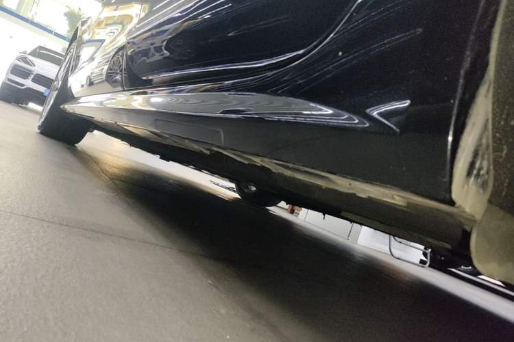 Used Audi A6L 2018 30th Anniversary Edition 35 TFSI Fashion Model Left Side Sill