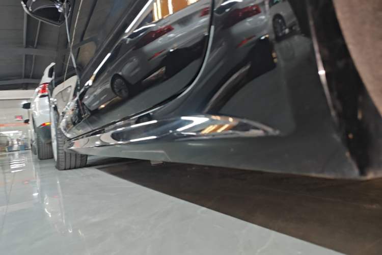 Used Audi A6L 2018 30th Anniversary Edition TFSI Trendy Model Left Side Sill