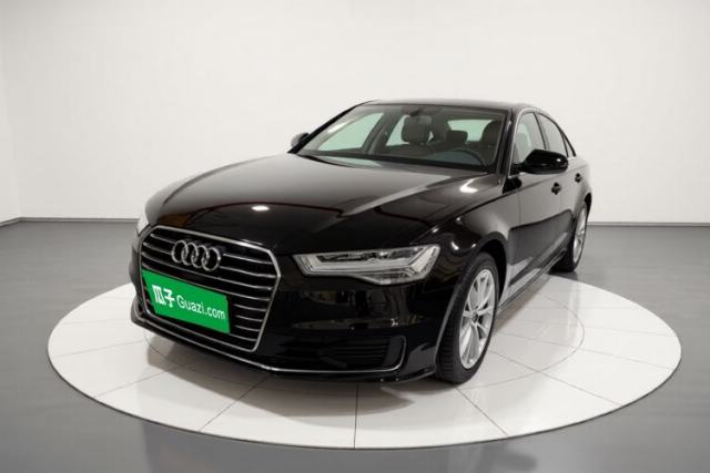 Audi A6L 2018 30th Anniversary Edition 35 TFSI Fashion Model de segunda mano