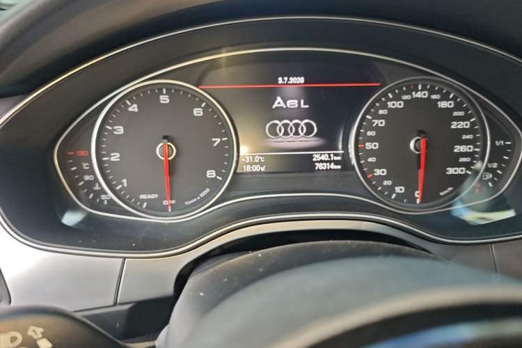 Used Audi A6L 2018 30th Anniversary Edition 45 TFSI quattro Sport model Odometer Close Up