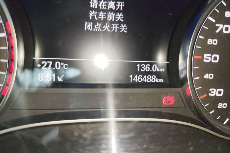 Used Audi A6L 2018 30th Anniversary Edition 35 TFSI Fashion Model Odometer Close Up