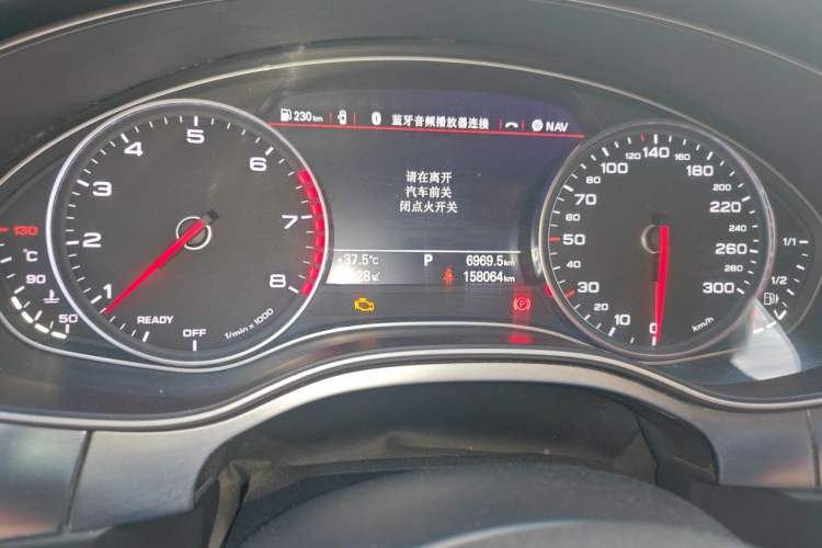Used Audi A6L 2018 30th Anniversary Edition 45 TFSI quattro Sport model Odometer Close Up