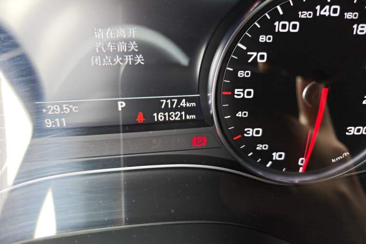 Used Audi A6L 2018 30th Anniversary Edition 35 TFSI Sport Edition Odometer Close Up