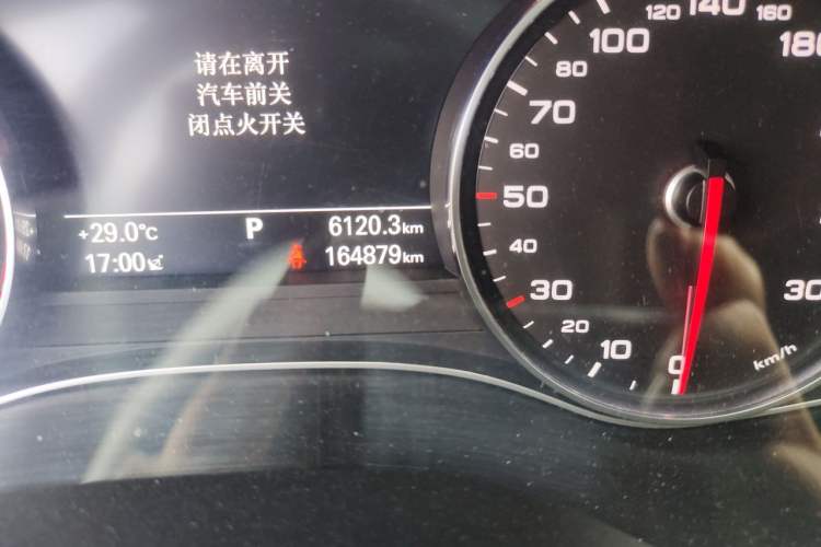 Used Audi A6L 2018 30th Anniversary Edition 45 TFSI quattro Sport model Odometer Close Up