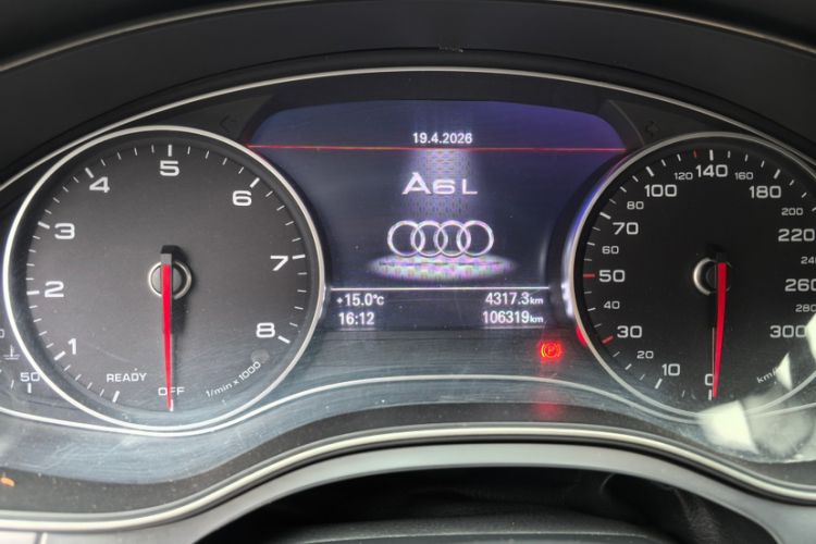 Used Audi A6L 2018 30th Anniversary Edition 45 TFSI quattro Sport model Odometer Close Up