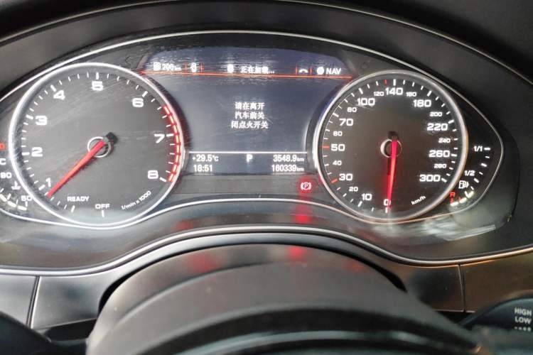 Used Audi A6L 2018 30th Anniversary Edition 45 TFSI quattro Sport model Odometer Close Up