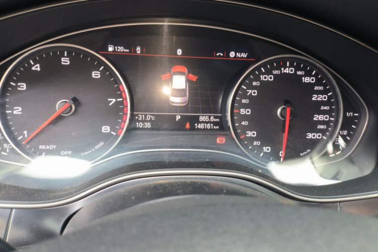 Used Audi A6L 2018 30th Anniversary Edition TFSI Trendy Model Odometer Close Up