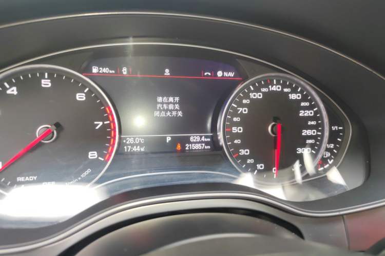 Used Audi A6L 2018 30th Anniversary Edition TFSI Trendy Model Odometer Close Up