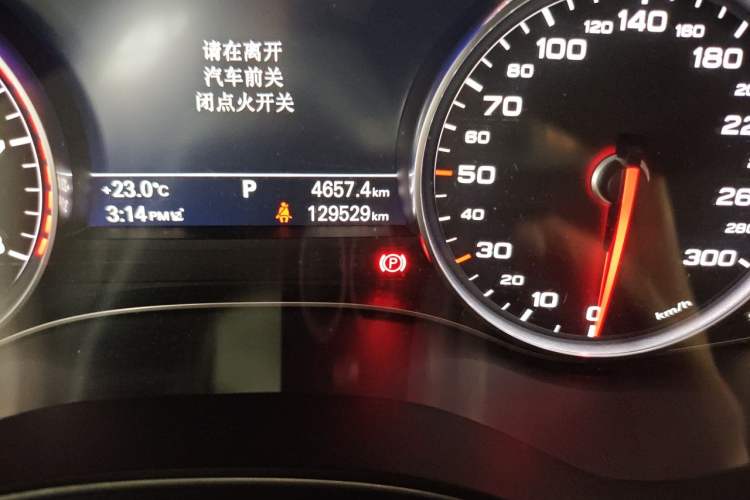 Used Audi A6L 2018 30th Anniversary Edition 30 FSI Style Model Odometer Close Up