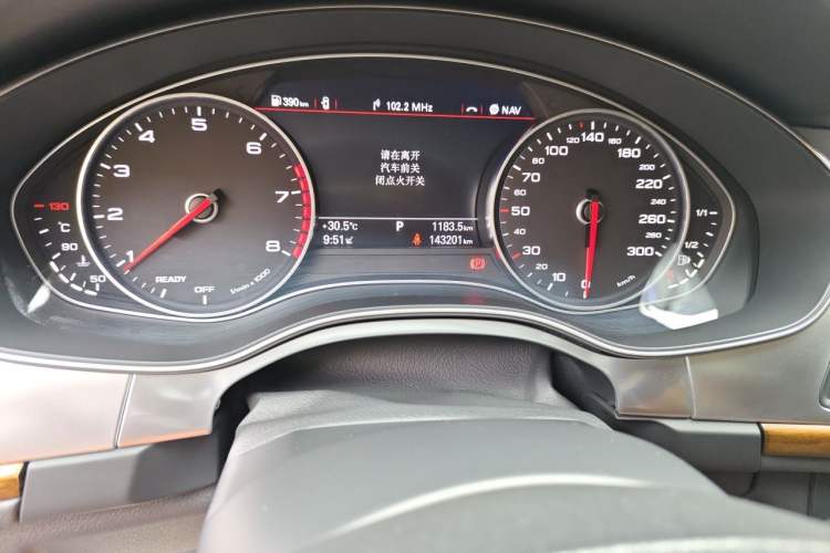 Used Audi A6L 2018 30th Anniversary Edition TFSI Trendy Model Odometer Close Up