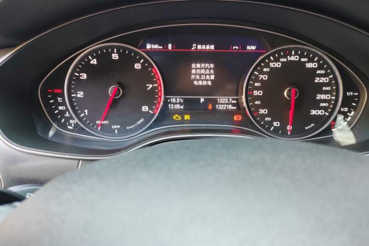 Used Audi A6L 2018 30th Anniversary Edition 30 FSI Style Model Odometer Close Up