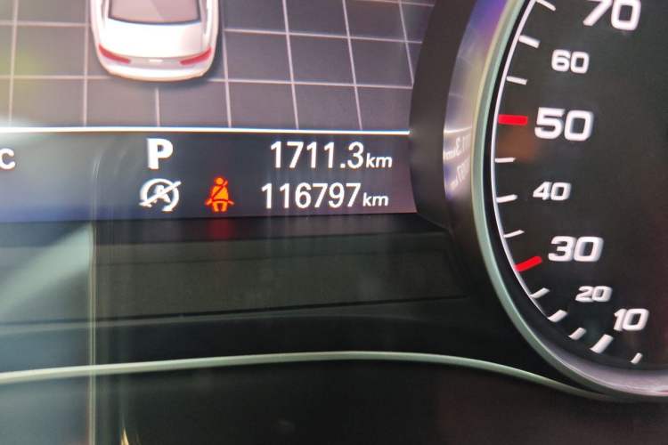 Used Audi A6L 2018 30th Anniversary Edition 35 TFSI Sport Edition Odometer Close Up