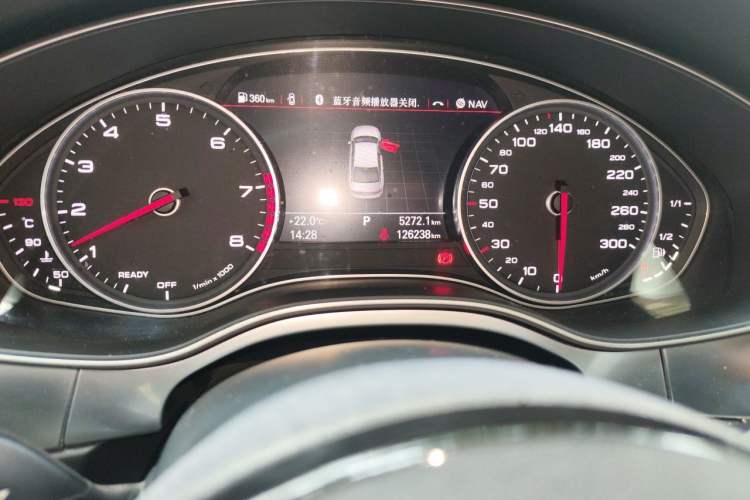 Used Audi A6L 2018 35 TFSI Collector's Edition Odometer Close Up