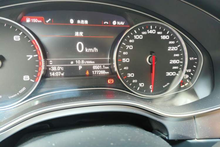 Used Audi A6L 2018 30th Anniversary Edition 45 TFSI quattro Luxury Model Odometer Close Up