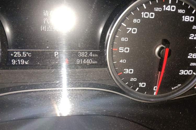 Used Audi A6L 2018 30th Anniversary Edition TFSI Trendy Model Odometer Close Up