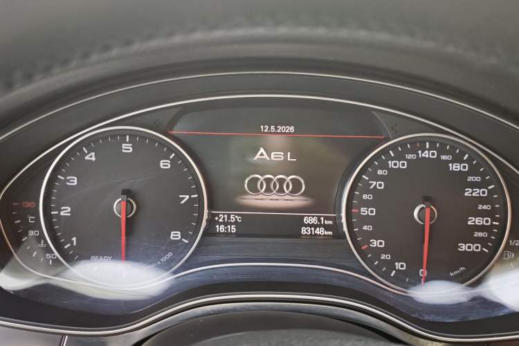 Used Audi A6L 2018 30th Anniversary Edition TFSI Trendy Model Odometer Close Up