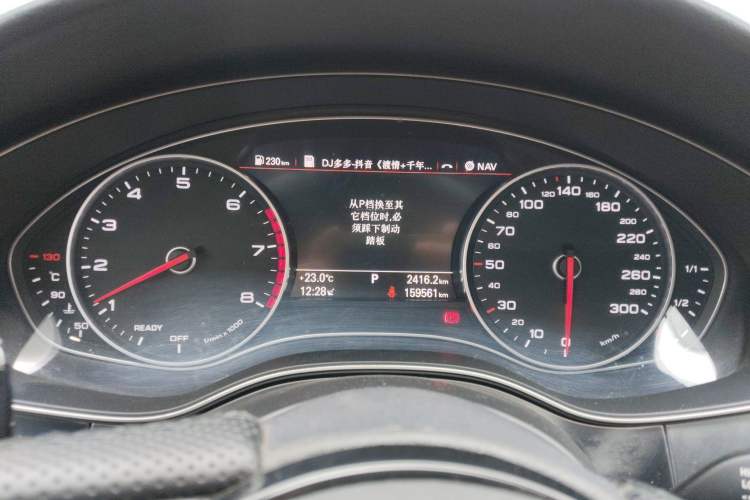 Used Audi A6L 2018 30 FSI Collector's Edition Odometer Close Up