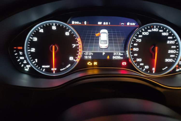 Used Audi A6L 2018 30th Anniversary Edition TFSI Trendy Model Odometer Close Up
