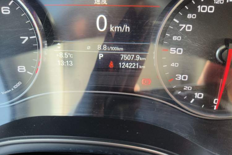 Used Audi A6L 2018 30th Anniversary Edition TFSI Trendy Model Odometer Close Up