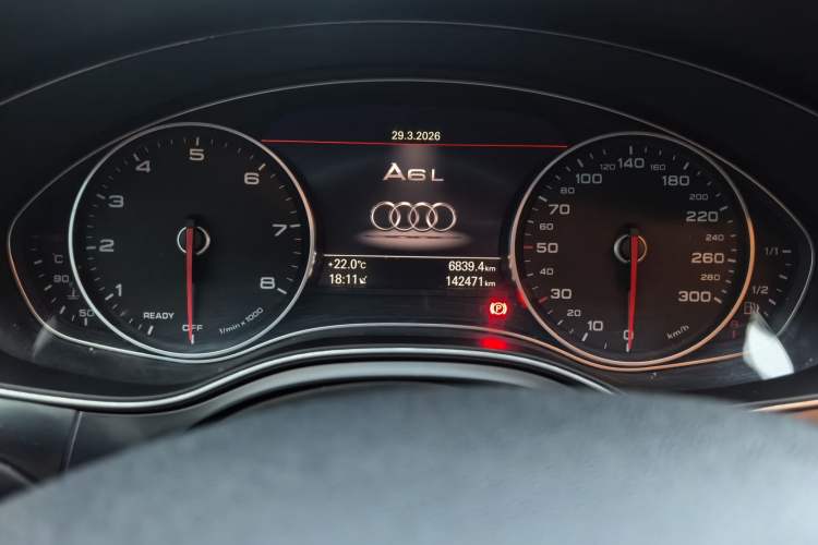 Used Audi A6L 2018 30th Anniversary Edition TFSI Trendy Model Odometer Close Up