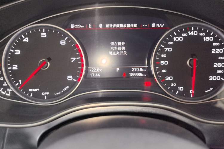 Used Audi A6L 2018 30th Anniversary Edition 45 TFSI quattro Sport model Odometer Close Up