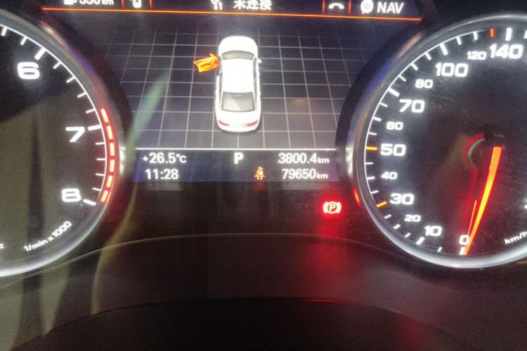 Used Audi A6L 2018 30th Anniversary Edition 35 TFSI Fashion Model Odometer Close Up