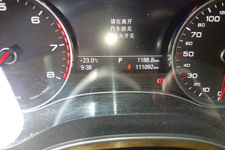 Used Audi A6L 2018 30th Anniversary Edition 30 FSI Style Model Odometer Close Up
