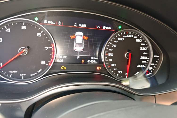Used Audi A6L 2018 30th Anniversary Edition 35 TFSI Fashion Model Odometer Close Up