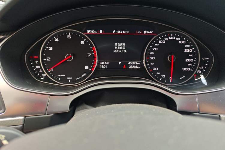 Used Audi A6L 2018 30th Anniversary Edition TFSI Trendy Model Odometer Close Up