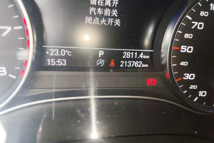 Used Audi A6L 2018 35 TFSI Collector's Edition Odometer Close Up