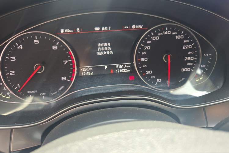 Used Audi A6L 2018 30th Anniversary Edition TFSI Trendy Model Odometer Close Up