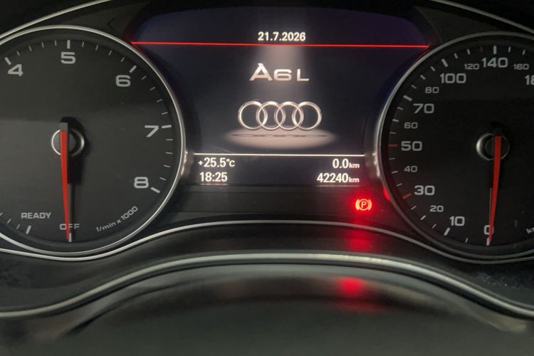 Used Audi A6L 2018 30th Anniversary Edition 30 FSI Style Model Odometer Close Up