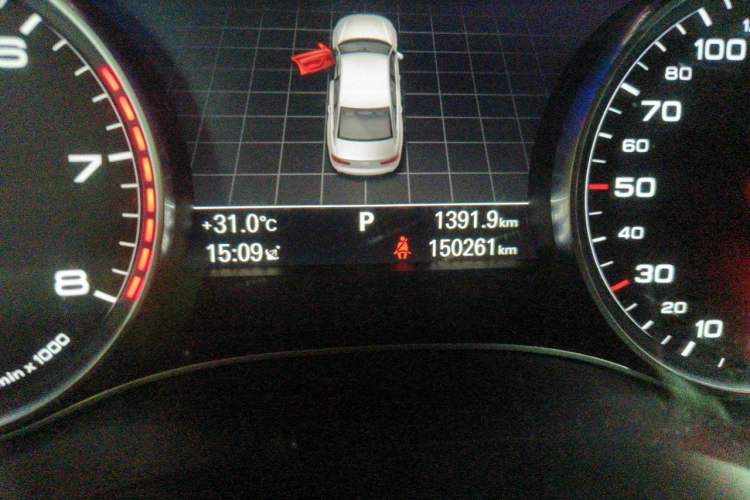 Used Audi A6L 2018 30th Anniversary Edition 45 TFSI quattro Sport model Odometer Close Up