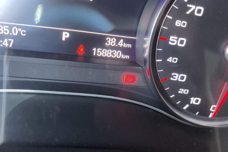 Used Audi A6L 2018 30th Anniversary Edition TFSI Trendy Model Odometer Close Up