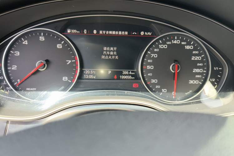 Used Audi A6L 2018 30th Anniversary Edition 35 TFSI Fashion Model Odometer Close Up